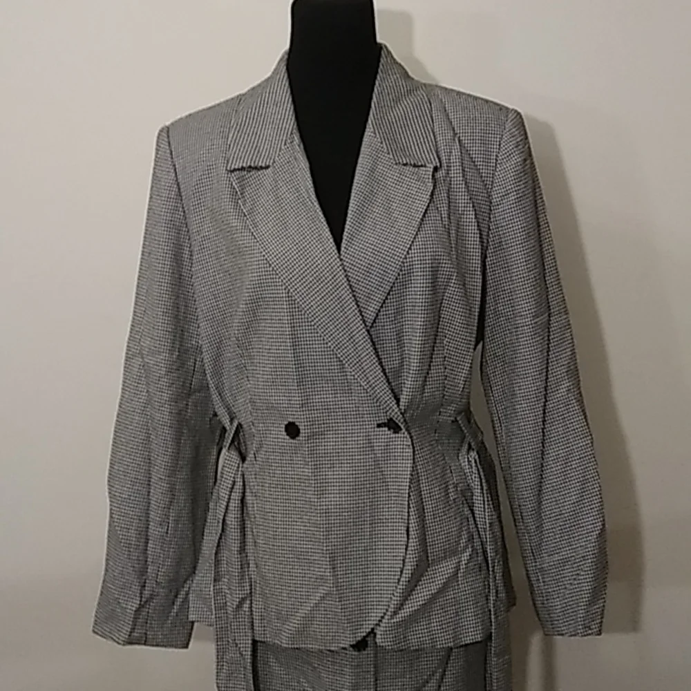 Moda Spiegel 2pc Houndstooth Suit NWOT